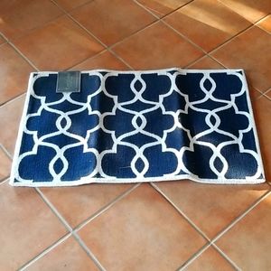 Easy Care Accent Rug - 2ftx3ft